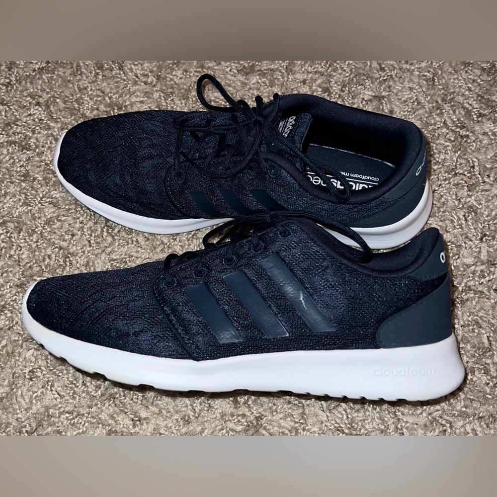 EUC adidas Women’s Cloudfoam QT Racer (Navy) - Sz 9